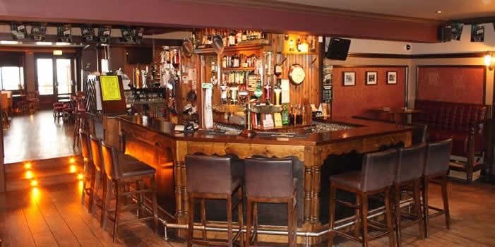 Gilroy's Bar, Enniscrone